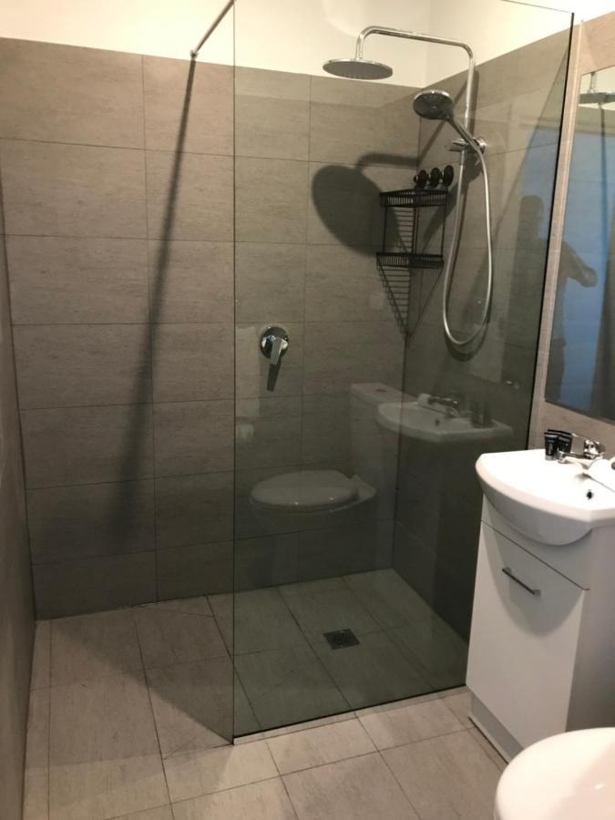 Myrtleford Hotel Екстериор снимка