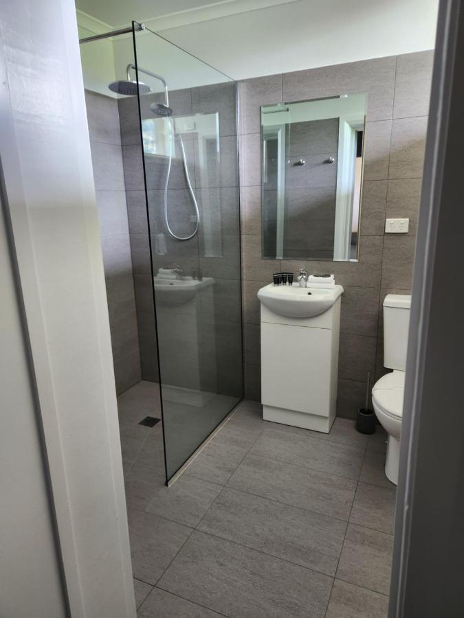 Myrtleford Hotel Екстериор снимка
